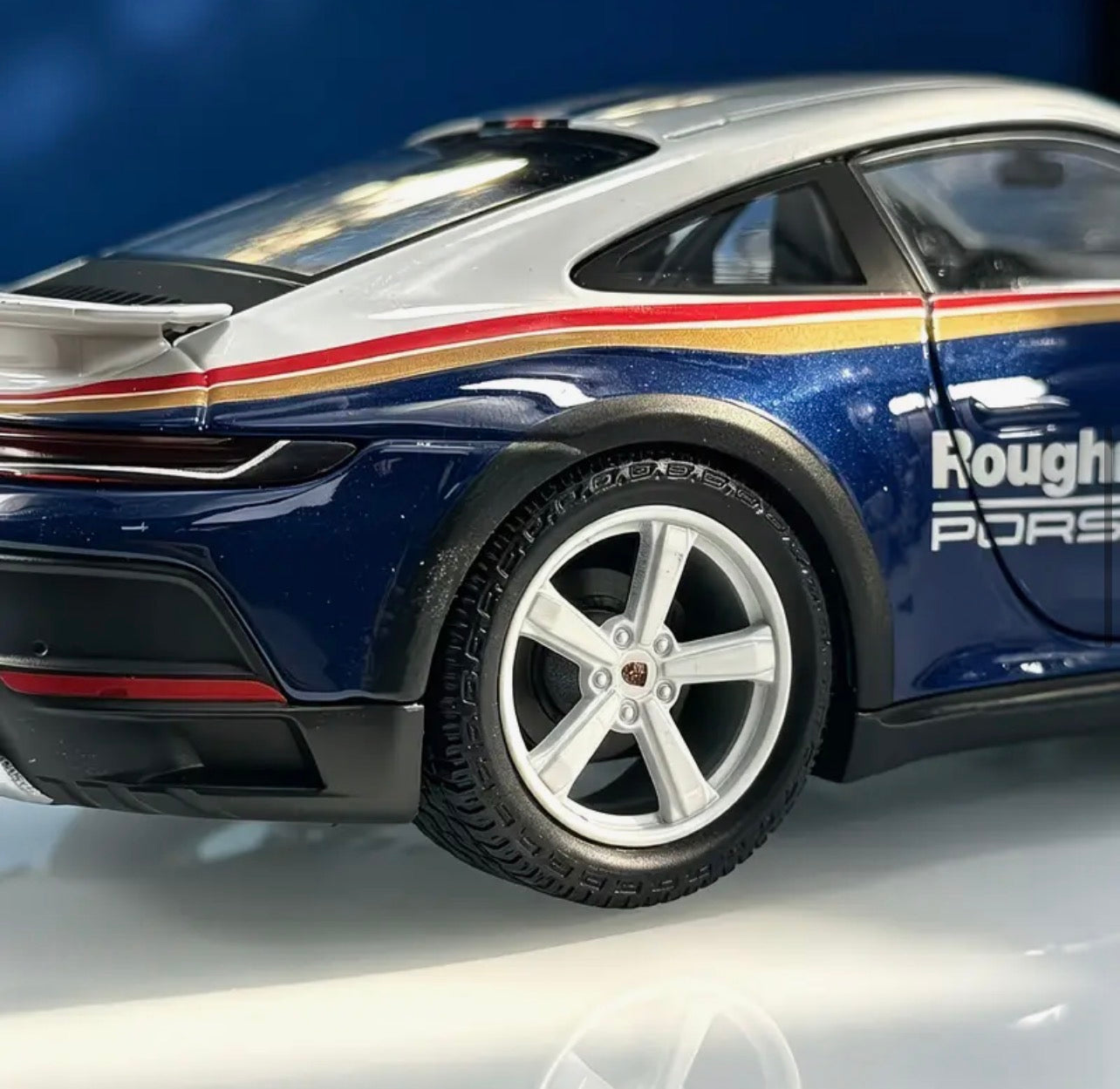 Bburago: Porsche 911 Dakar 953