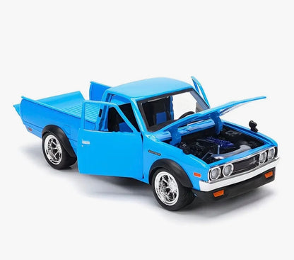 Maisto: 1973 Datsun 620 Pick up