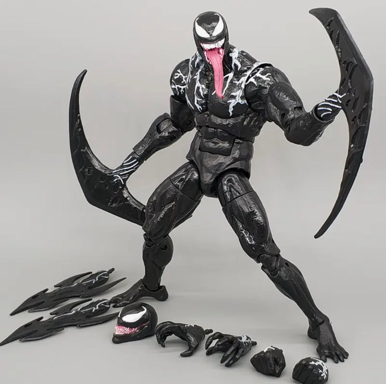 Marvel: Venom Action Figure