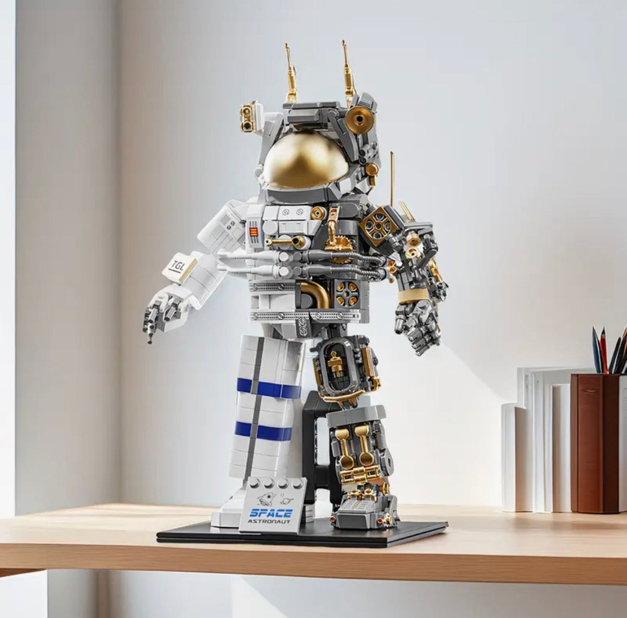 Mechanical Astronaut Building Blocks Set – 860 Pieces